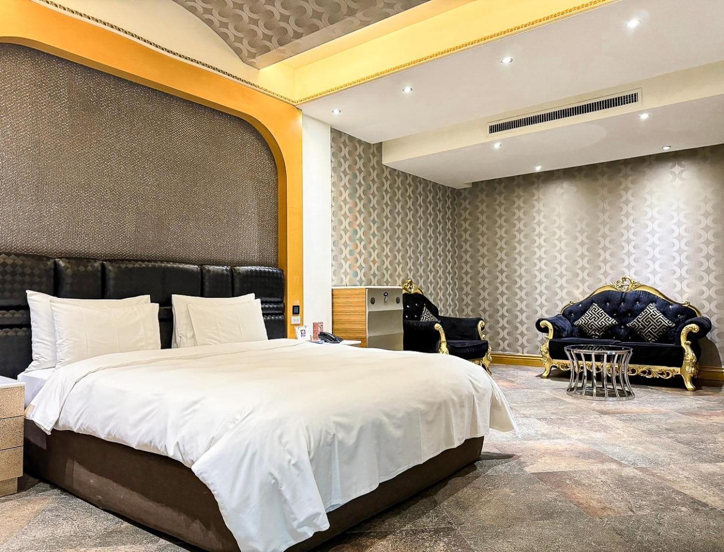 All-Ur Boutique Motel -Chia Yi Branch Chiayi Extérieur photo
