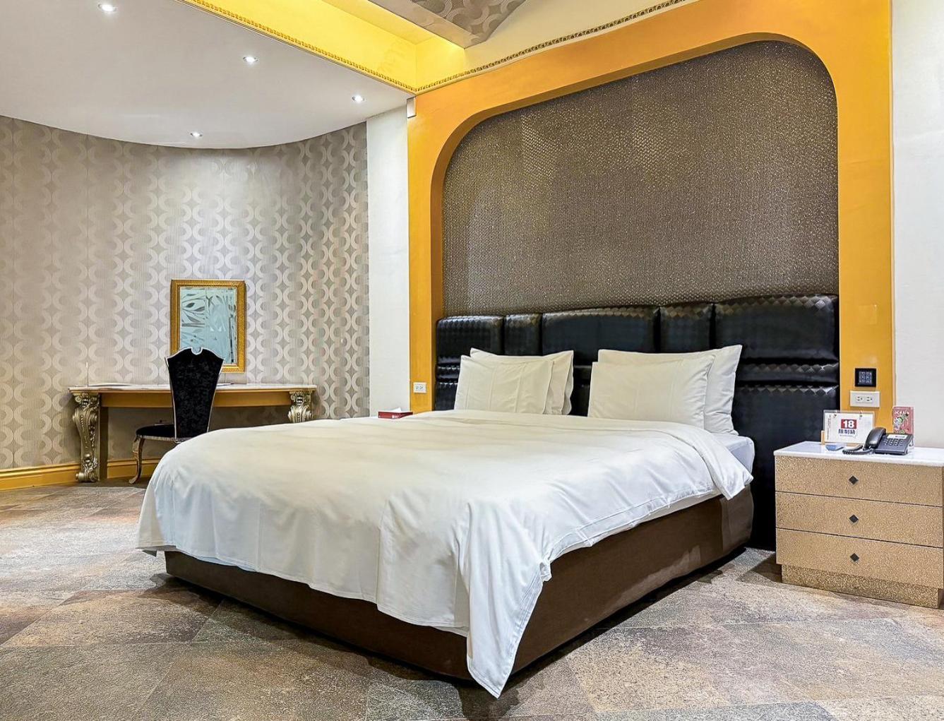 All-Ur Boutique Motel -Chia Yi Branch Chiayi Extérieur photo
