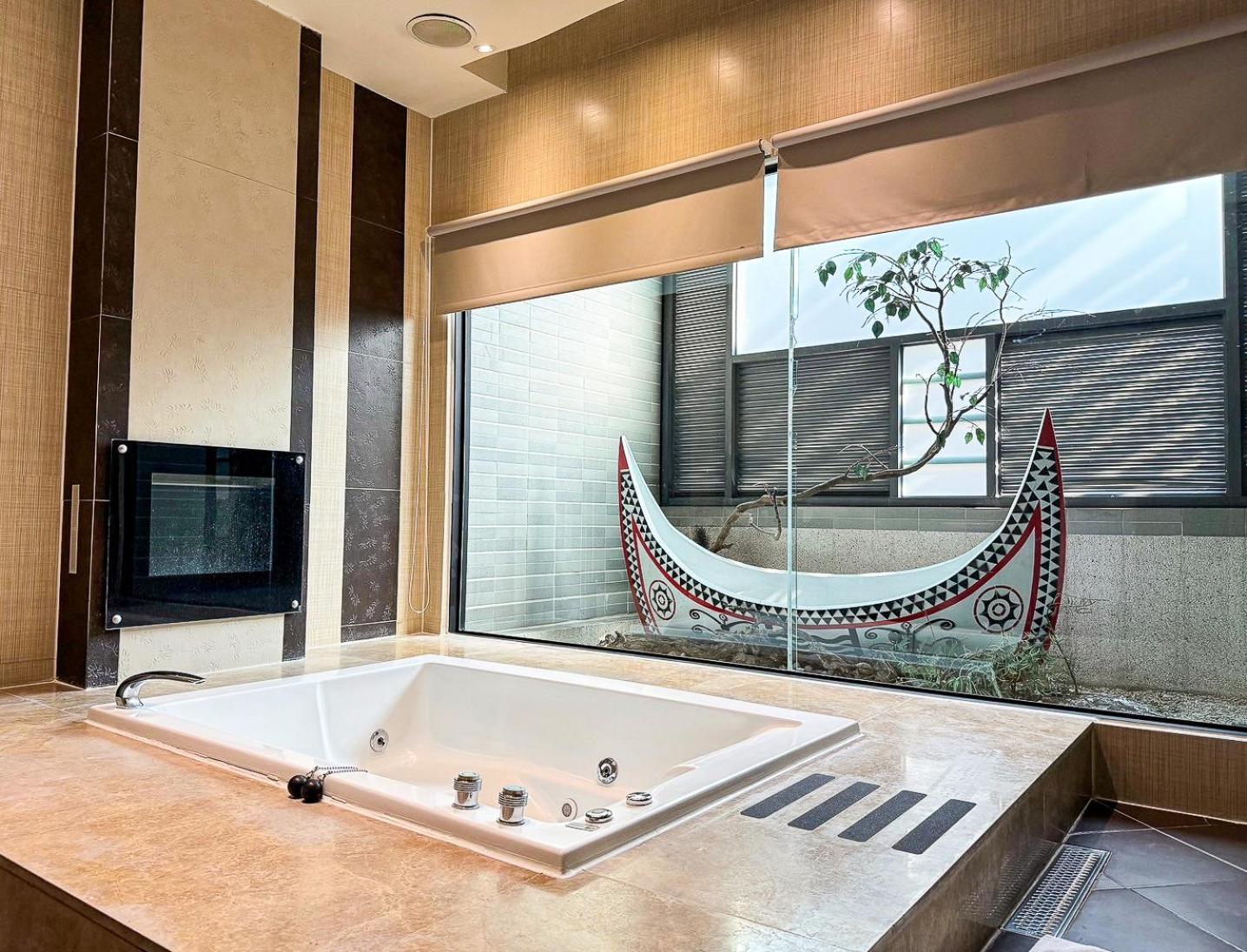All-Ur Boutique Motel -Chia Yi Branch Chiayi Extérieur photo