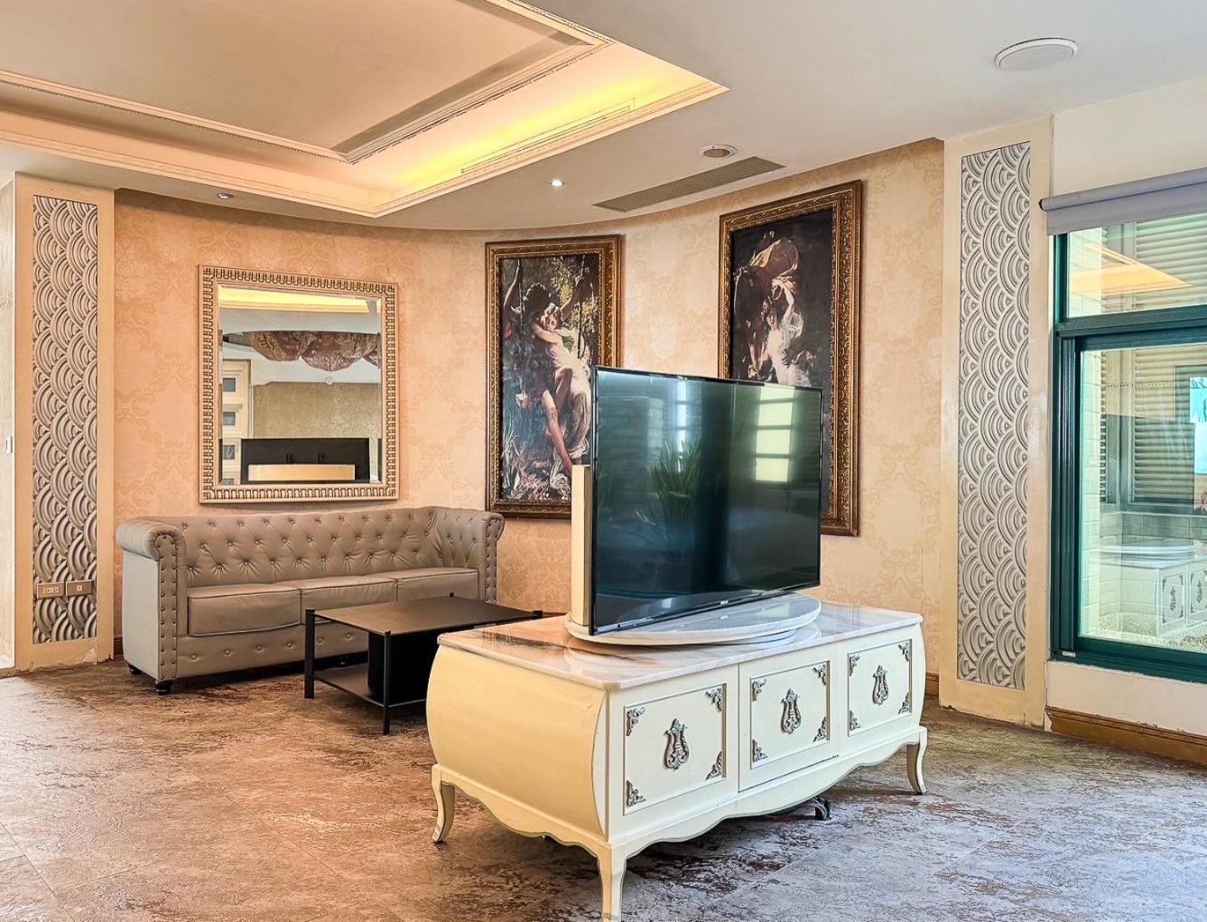 All-Ur Boutique Motel -Chia Yi Branch Chiayi Extérieur photo