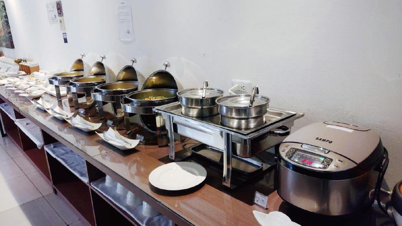All-Ur Boutique Motel -Chia Yi Branch Chiayi Extérieur photo