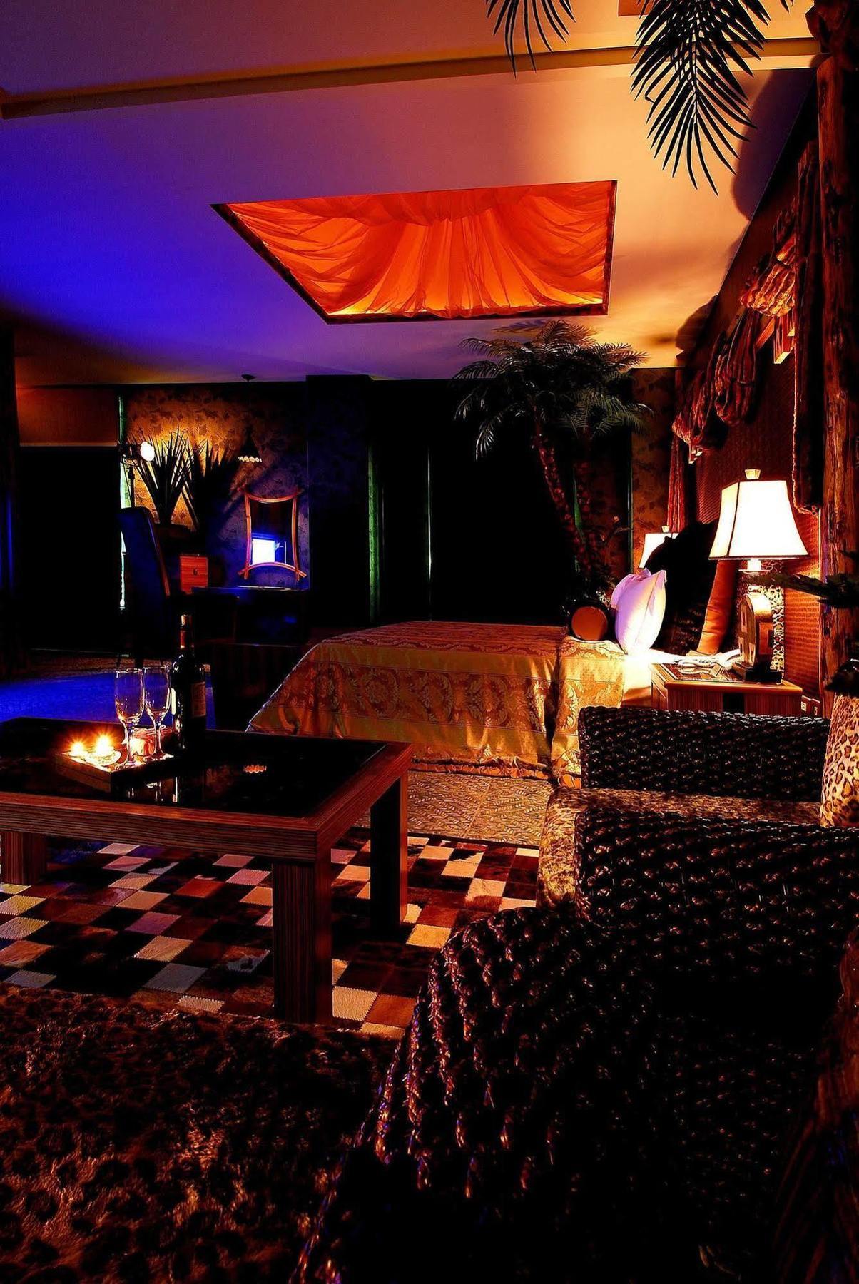 All-Ur Boutique Motel -Chia Yi Branch Chiayi Extérieur photo